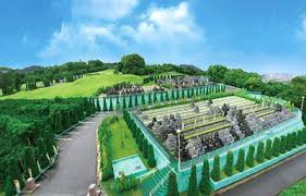 独鈷山祈りの丘記念公園
