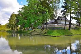 鶴岡公園