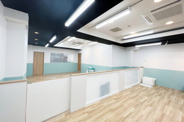 犬のための幼稚園 bonne puppy 心斎橋店