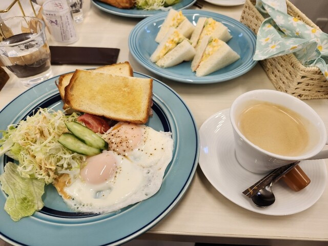 nana sun cafe