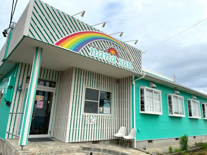 nana sun cafe