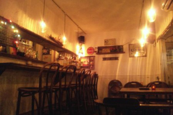 cafe bar クルクル