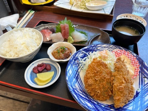 朝獲れ地魚食堂 ふるはうす