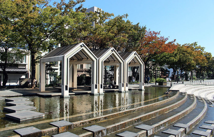 新町川・阿波製紙水際公園