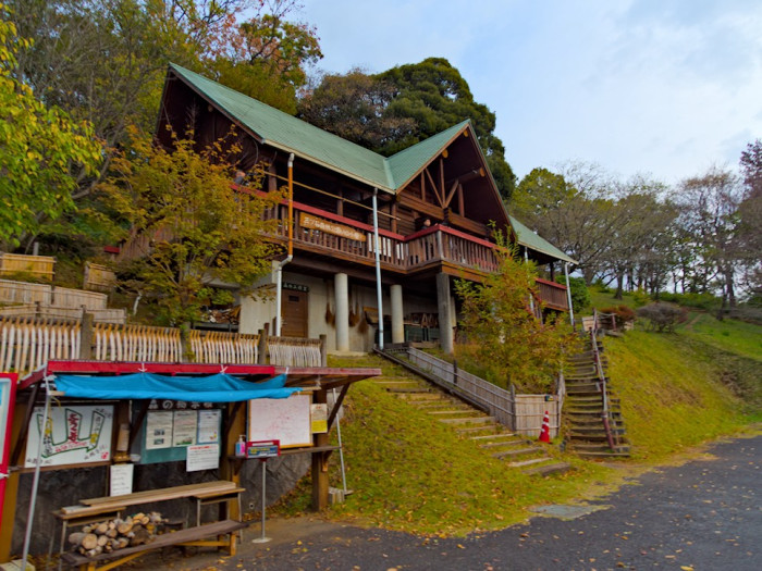 三ツ石森林公園